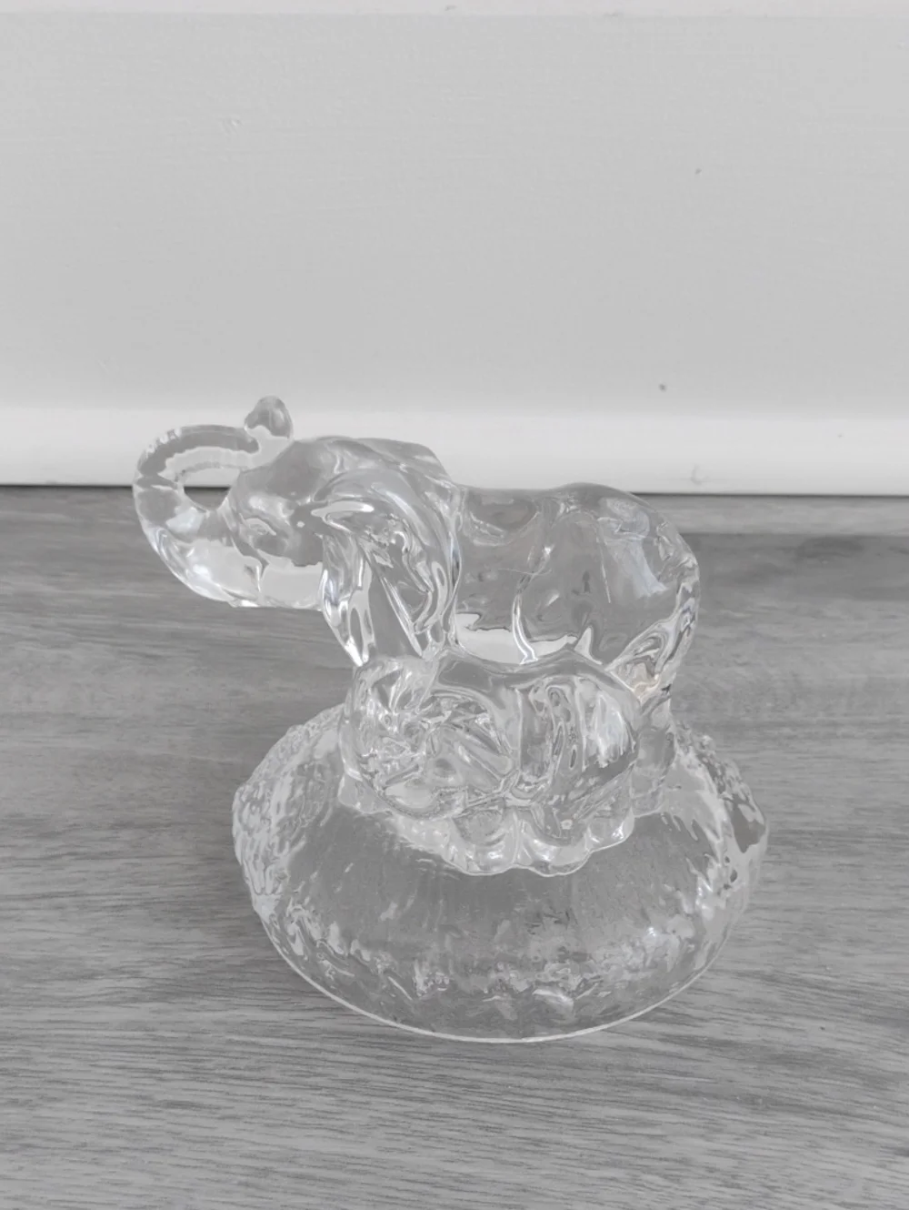 Vintage RCR Oneida Capri 24% Lead Crystal Mother & Baby Elephant Figurine